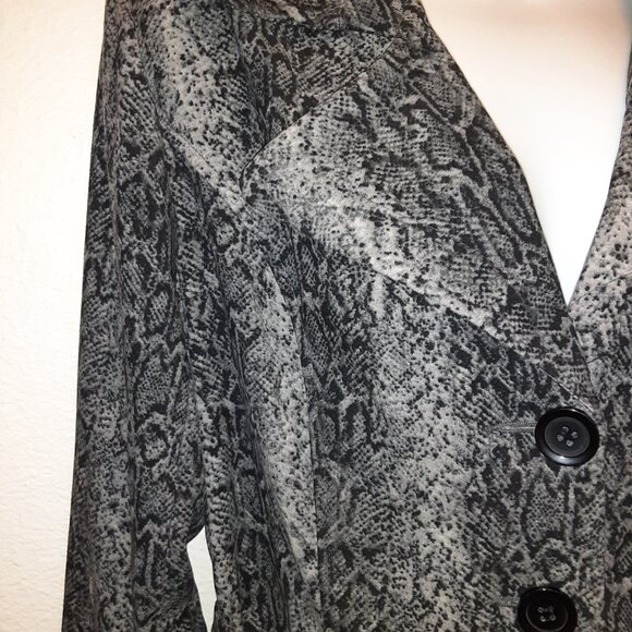 Fashion Bug Sz 12 * Velvety Snake Skin Belted Blazer * Like New * Gray Python * - Picture 8 of 10